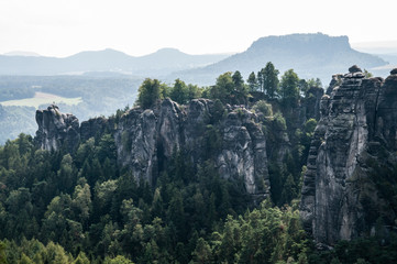 Fototapeta na wymiar panoramic view of the rocks