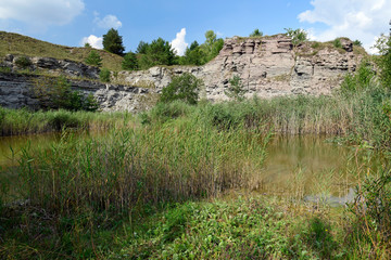 Teich in einem Steinbruch, Baden-Württemberg
