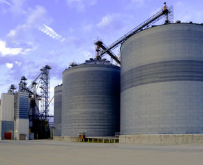 Grain Bins, elevator, silo, blue sky