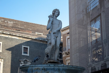 Fototapeta premium statue in catania