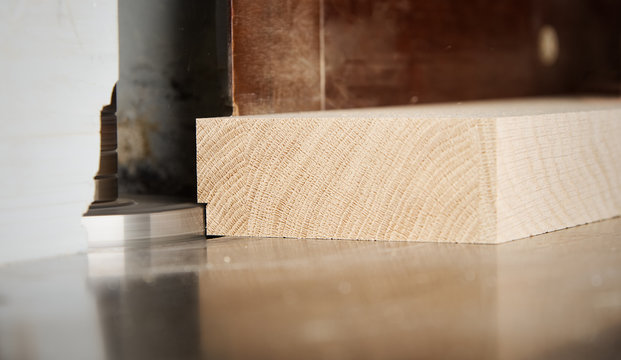 Holzfr&auml;se in einer Schreinerei
