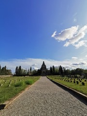 crispi d'adda cimotero e mausoleo
