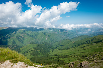 Fototapeta na wymiar landscape of mountains at a daytime