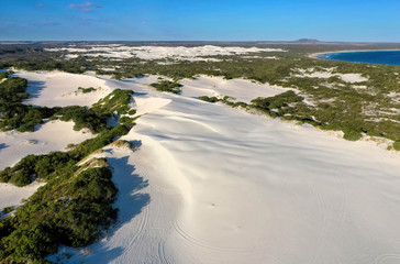 Fototapeta na wymiar sand dunes in Western Australia