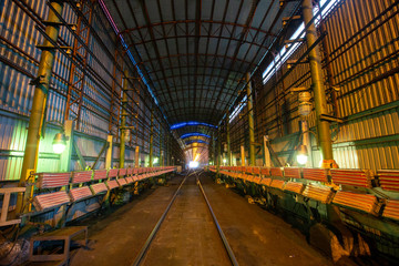 Technological railway tunnel for the passage of cold trains