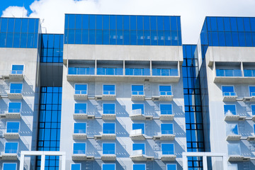 京都駅ビル　青空　2019年9月