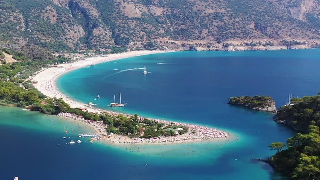 &Ouml;l&uuml;deniz is a resort village on the southwest coast of Turkey. It&rsquo;s known for the blue lagoon of &Ouml;l&uuml;deniz Tabiat Parki and the wide, white Belcekiz Beach.