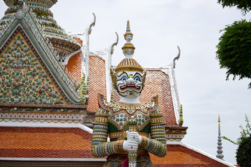 Fototapeta premium Wat Phra Kaew Ancient temple in bangkok Thailand