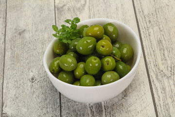 Green Campo Real olives in the bowl