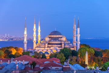 Fototapeta na wymiar The Blue Mosque or Sultan Ahmet Mosque evening view, Istanbul, Turkey