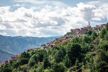 Medellin comuna 8