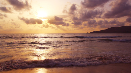 Obraz premium Sunset on the beach, Patong, Phuket, Thailand