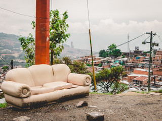 Comuna medellin canap&eacute;