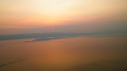 Obraz premium Beautiful sunset sky as nature background.