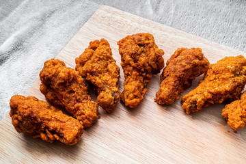 Fried chicken on wood textrue 