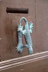 Doorknocker