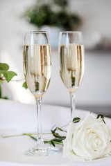 two glasses of champagne wedding 