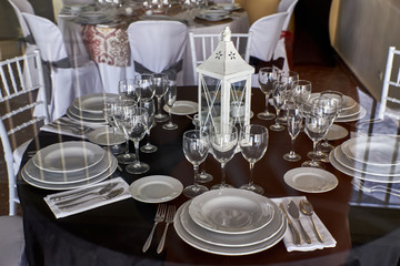 view of a restaurant table with its cutlery and dishes