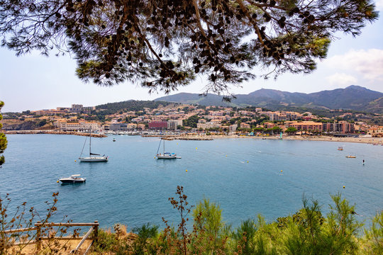  Seaside of Banyuls-sur-Mer, Pyrenees-Orientales, Catalonia, Languedoc-Roussillon, France