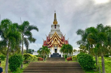 Fototapeta premium buddhist temple in bangkok thailand