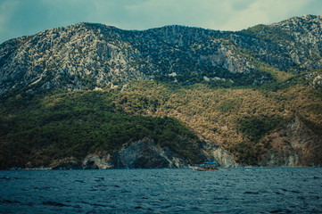 sea mountains