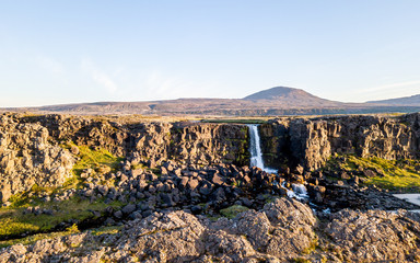 Wodospad, góry, Islandia