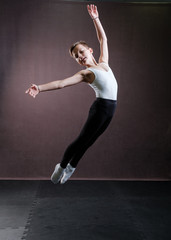 Jump ballet actor