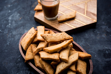 Namakpare or Salty Shakarpara/shakarpare or namkeen Shankarpali, popular diwali food or tea-time snack from Gujarat, India