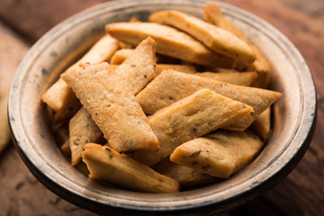 Namakpare or Salty Shakarpara/shakarpare or namkeen Shankarpali, popular diwali food or tea-time snack from Gujarat, India