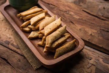 Namakpare or Salty Shakarpara/shakarpare or namkeen Shankarpali, popular diwali food or tea-time snack from Gujarat, India