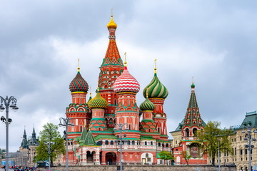 Fototapeta na wymiar Cathedral of Vasily the Blessed (Saint Basil's Cathedral) on Red Square, Moscow, Russia 