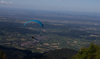 parapendio foresta nera