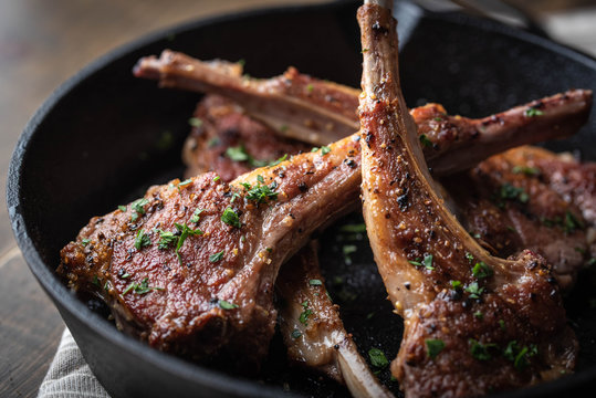 grilled lamb chop on cast iron pan