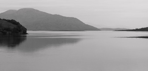 Mountains Ring The Lochs
