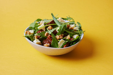 rocket salad with dry toamto