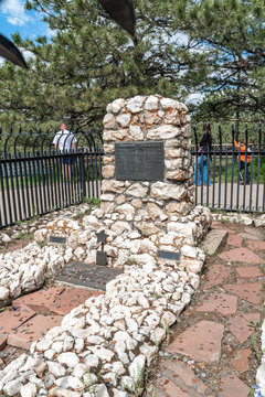 Grave of Buffalo Bill