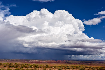 Cumulonimbus thunderstorm cloud