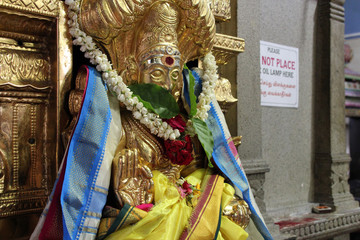 hindu temple (Sri Veeramakaliamman temple) in singapore 