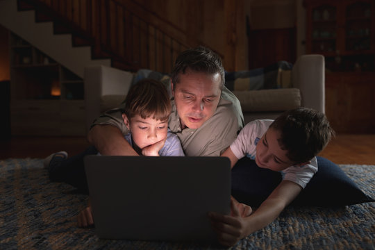 Family enjoying time together at home 
