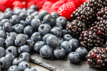 Brombeeren, Himbeeren und Heidelbeeren