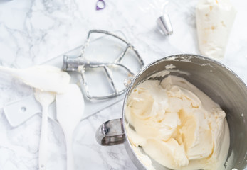 Buttercream frosting