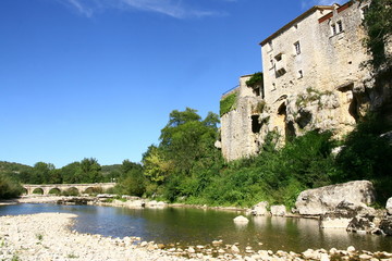 Fototapeta na wymiar Montclus, village médiéval dans le Gard en France