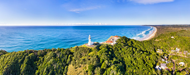 D Byron Bay LIghthouse short top pan