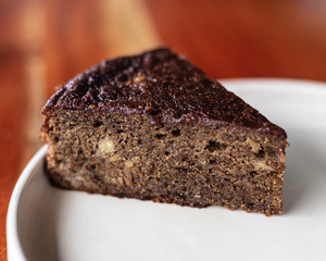 Banana walnut cake