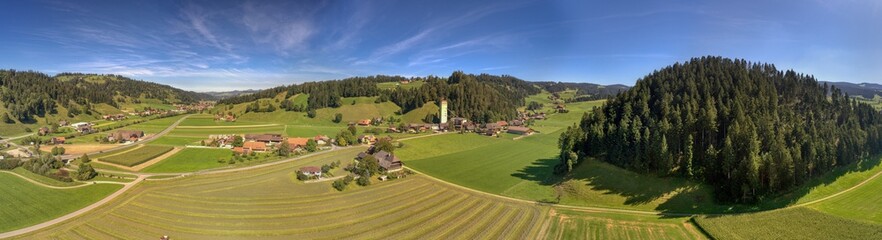 Fototapeta na wymiar Panorama aus dem Emmental, Schweiz