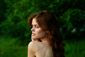 Naklejka premium portrait of young woman