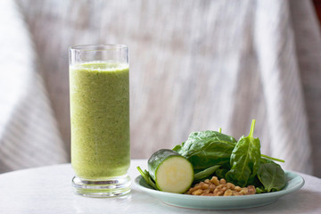 Spinach Zucchini Apple Green Smoothie