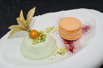 Delicious homemade pistachio pudding and macaroon