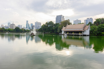 Fototapeta na wymiar Evening view of a park in Bangkok