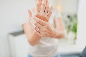 Hand, wrist, arm, thumb, fingers and other injury / arthritis problems.